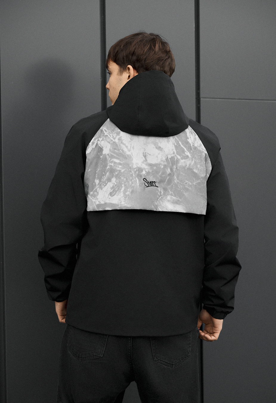 Wiatrówka Staff bo black reflective