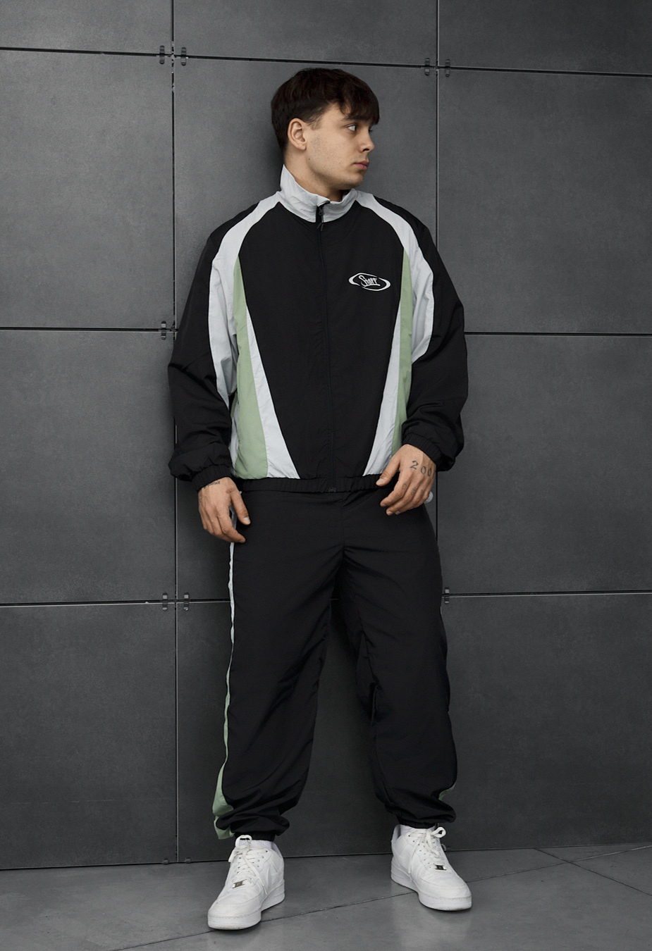 Dres Staff ros mix 1