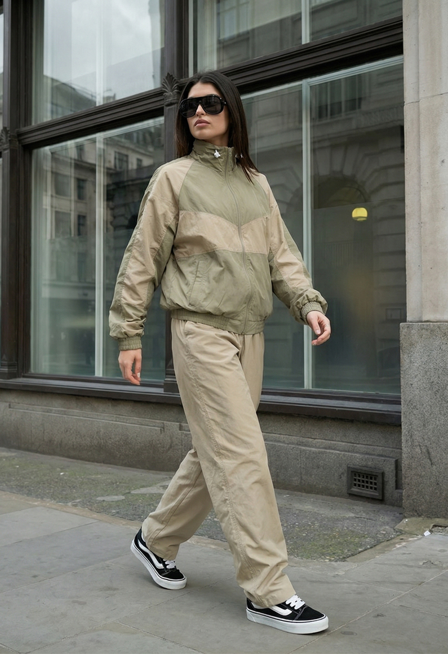 Dres Staff fiv olive