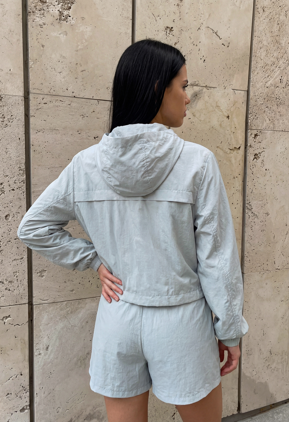 Komplet wiatrówka + spodenki Staff lio light gray