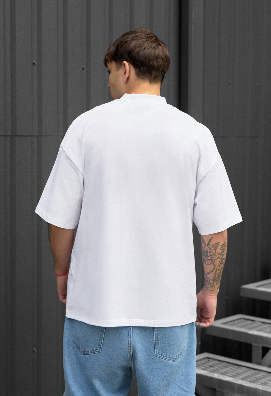Koszulka Staff logo neck 2 oversize