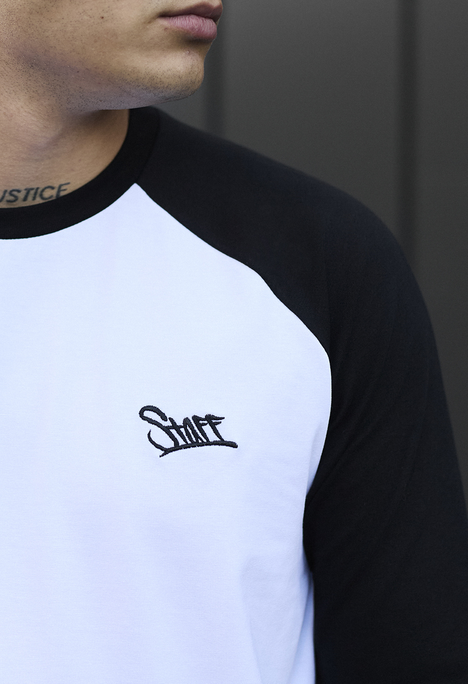 Longsleeve Staff logo white & black