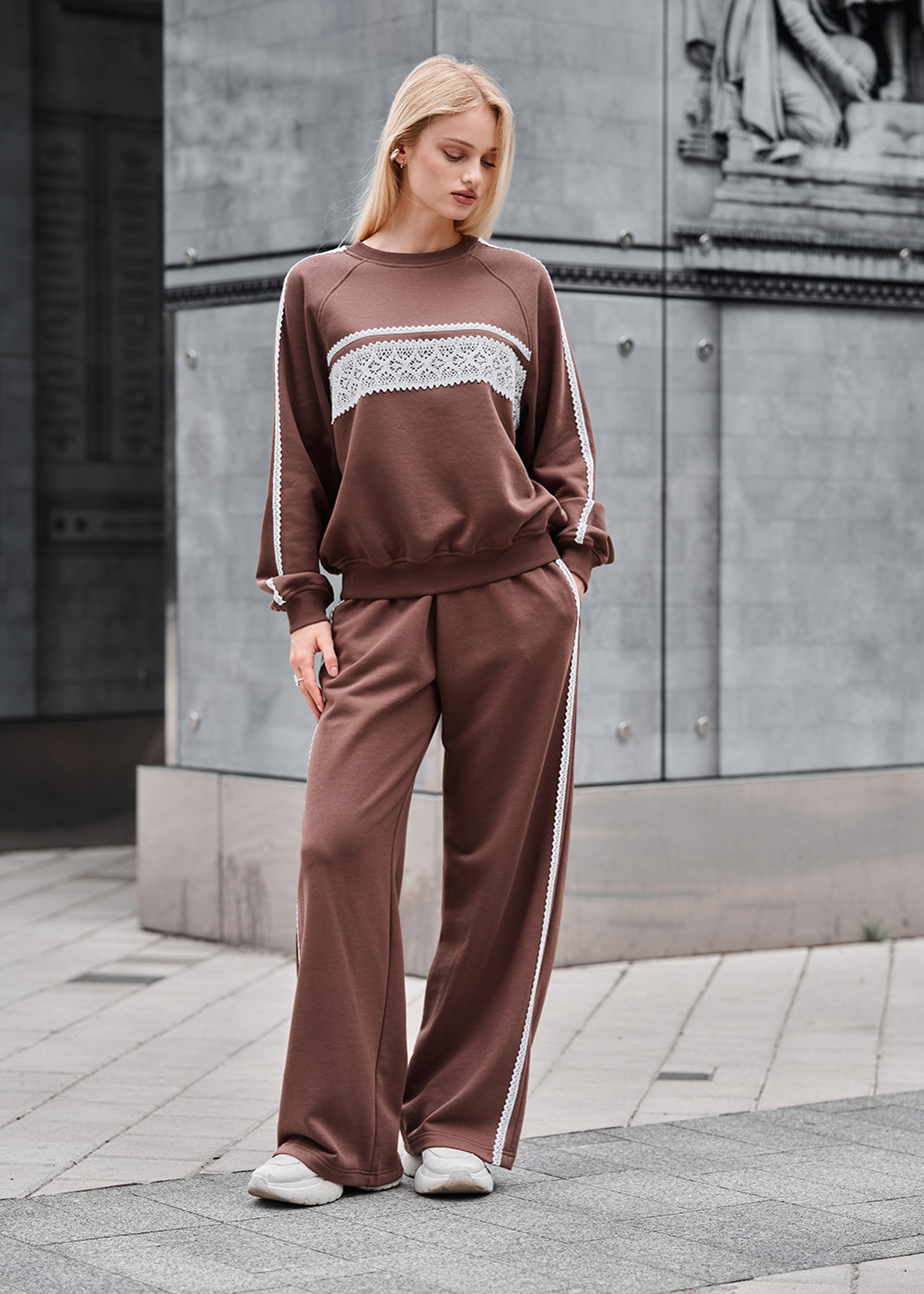 Dres Staff sel brown oversize