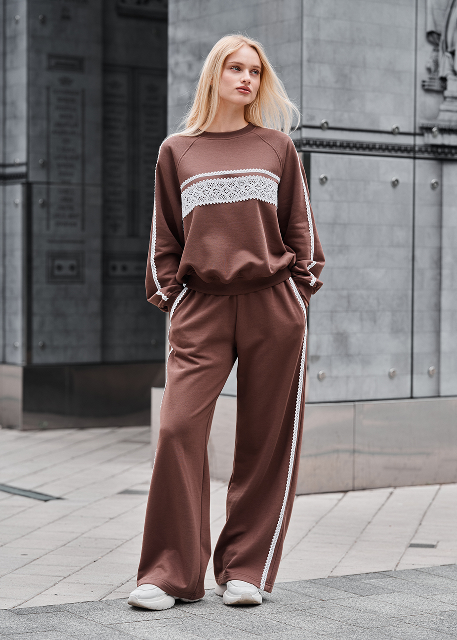 Dres Staff sel brown oversize