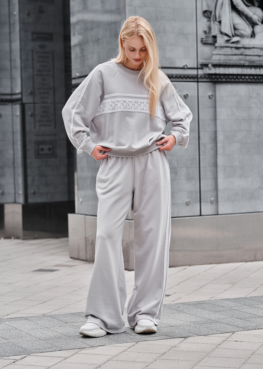 Dres Staff sel gray oversize