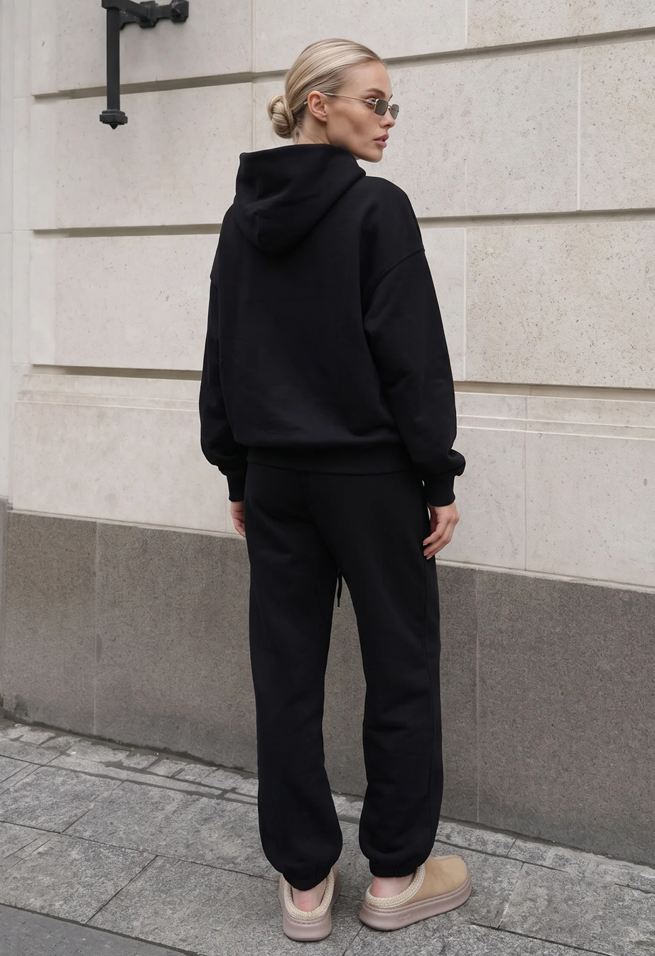 Dres Staff logo black oversize fleece