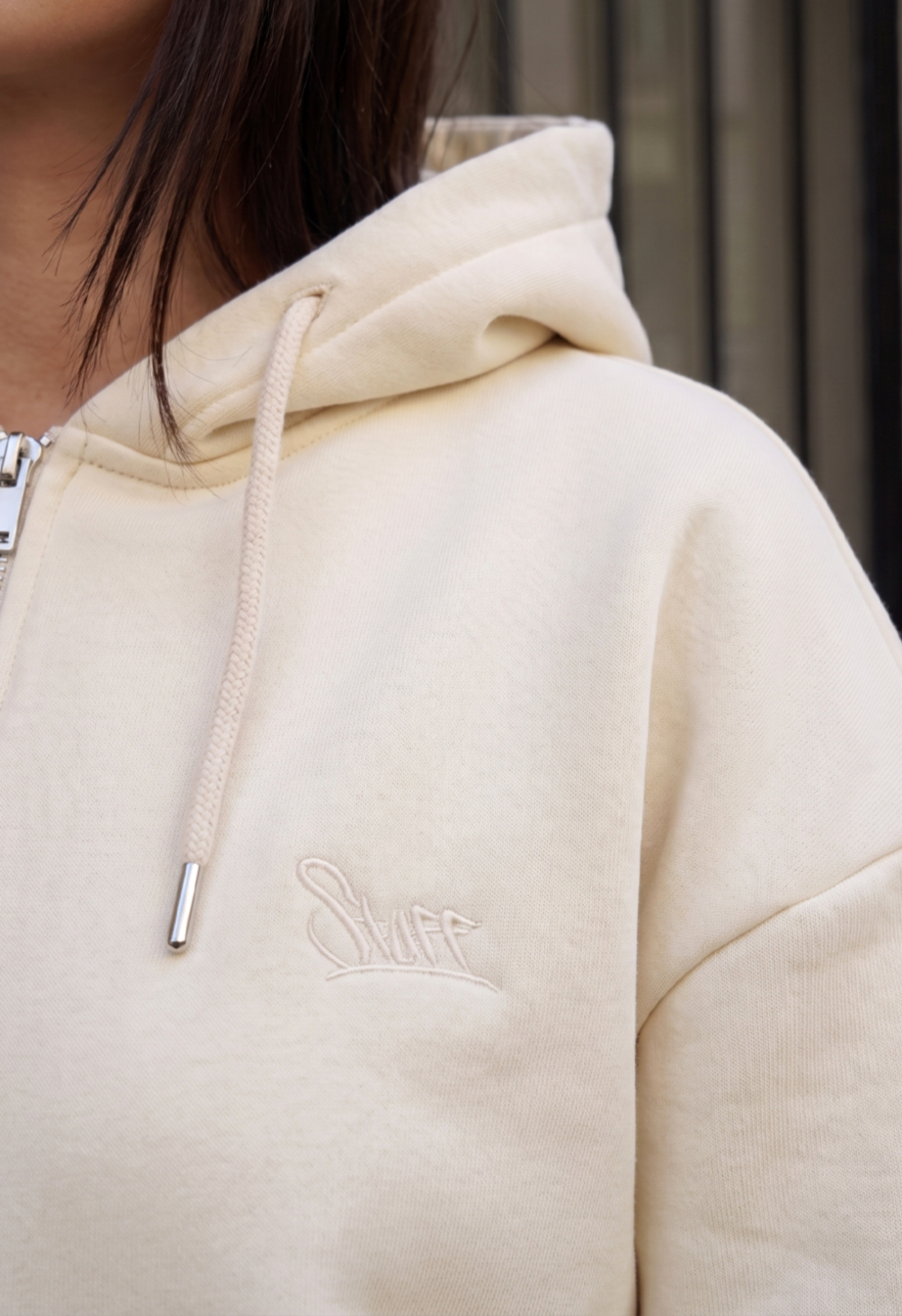 Dres Staff zip logo milk oversize fleece