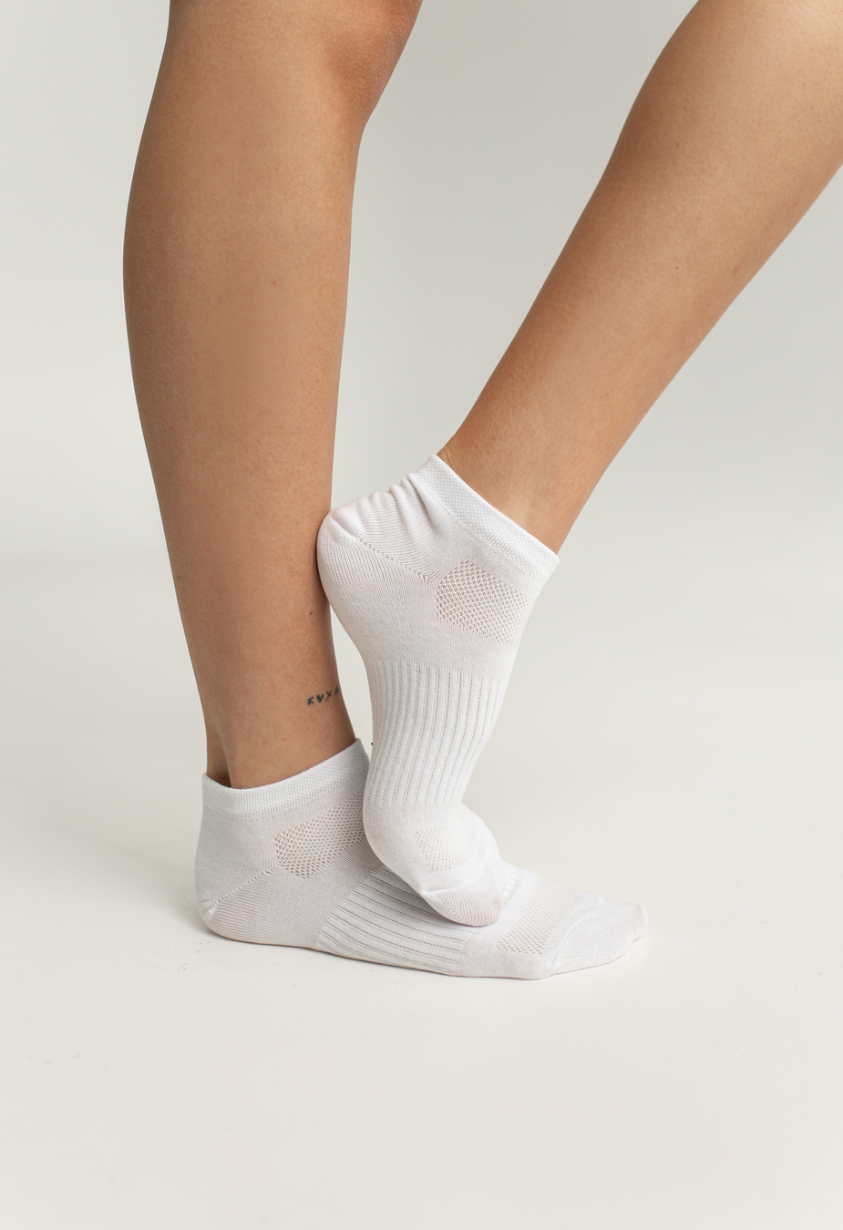 Skarpety Staff white/black/gray 36-39 (trzy pary)