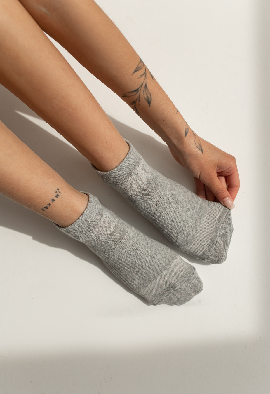 Skarpety Staff white/black/gray 36-39 (trzy pary)