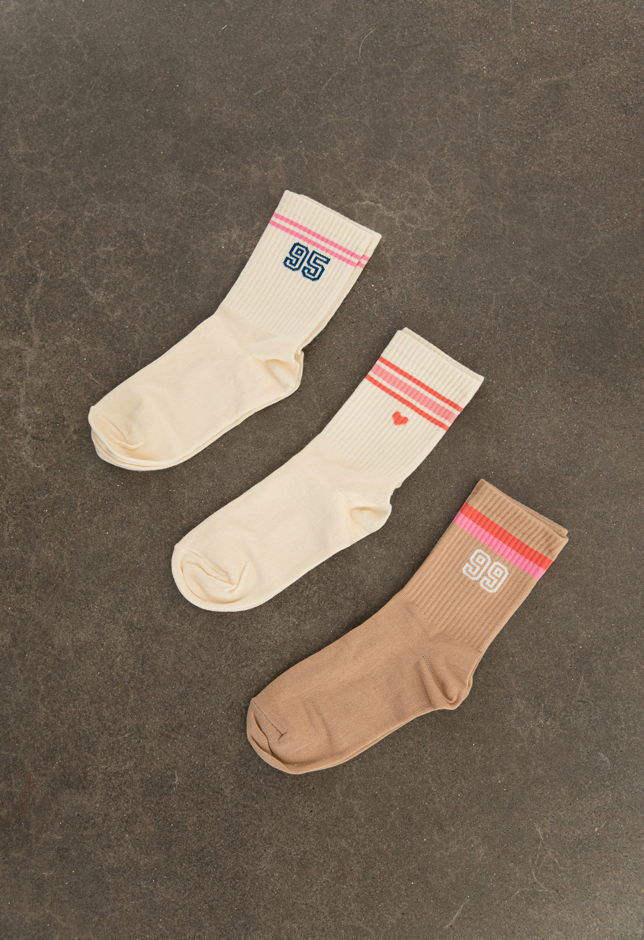 Skarpety Staff mix beige (r.36-39) (trzy pary)