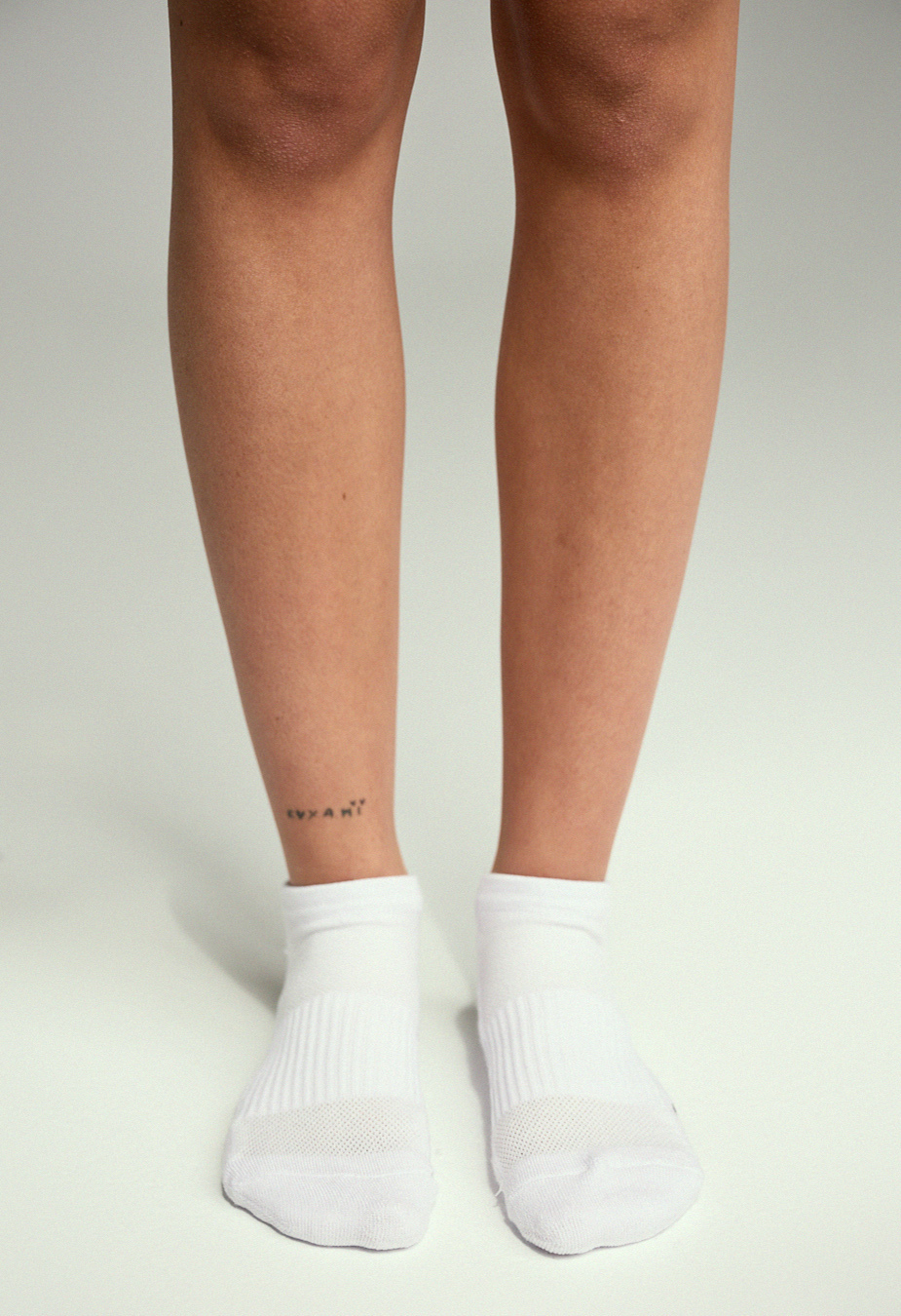 Skarpety Staff logo white