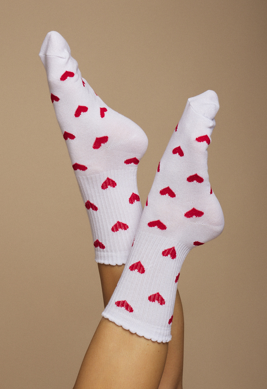 Skarpety Staff red hearts