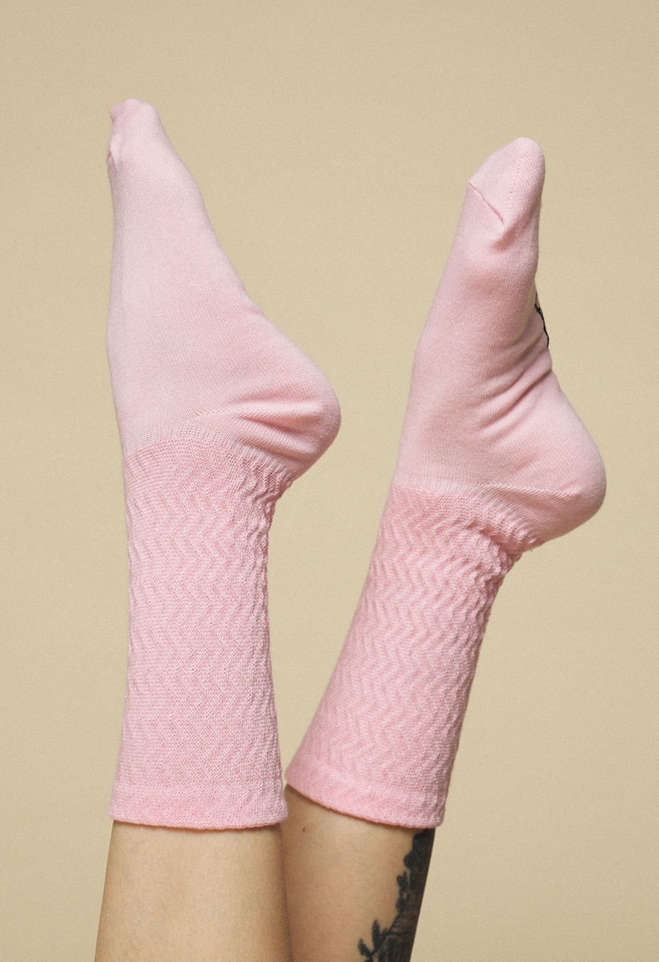 Skarpety Staff pink logo