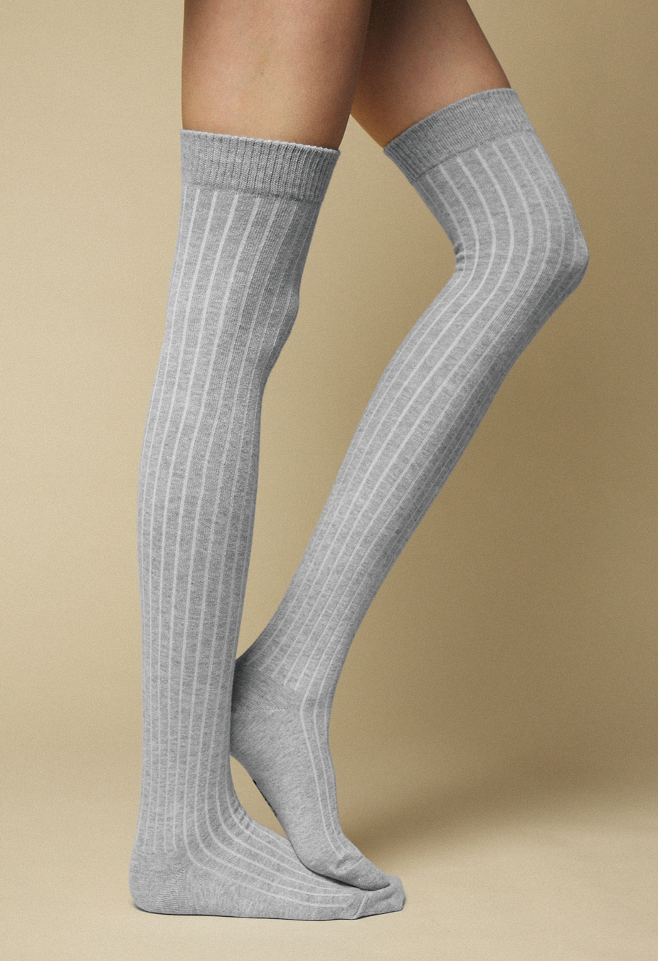 Skarpety Staff light gray logo