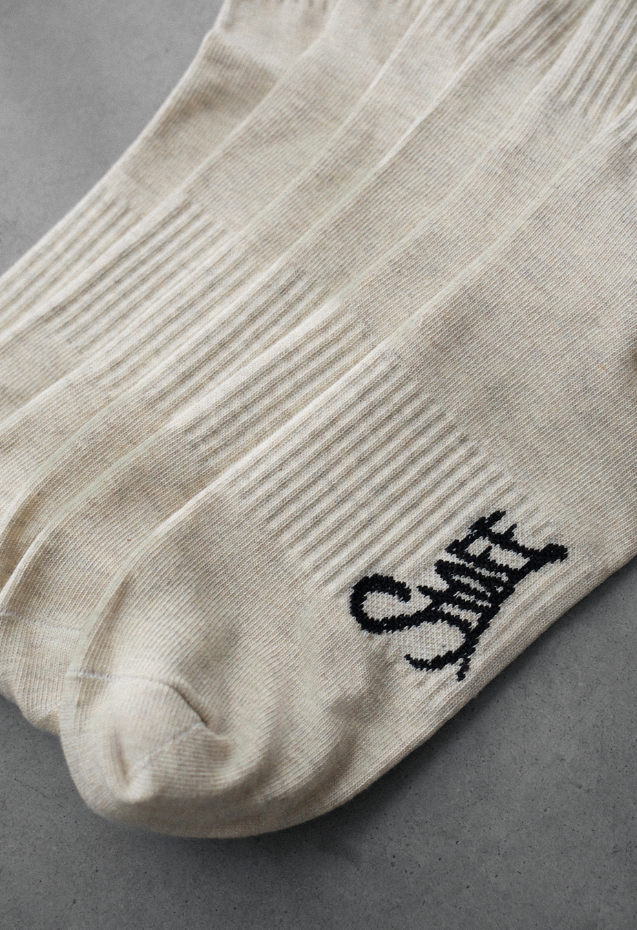 Skarpety Staff beige logo (trzy pary) (r.43-46)