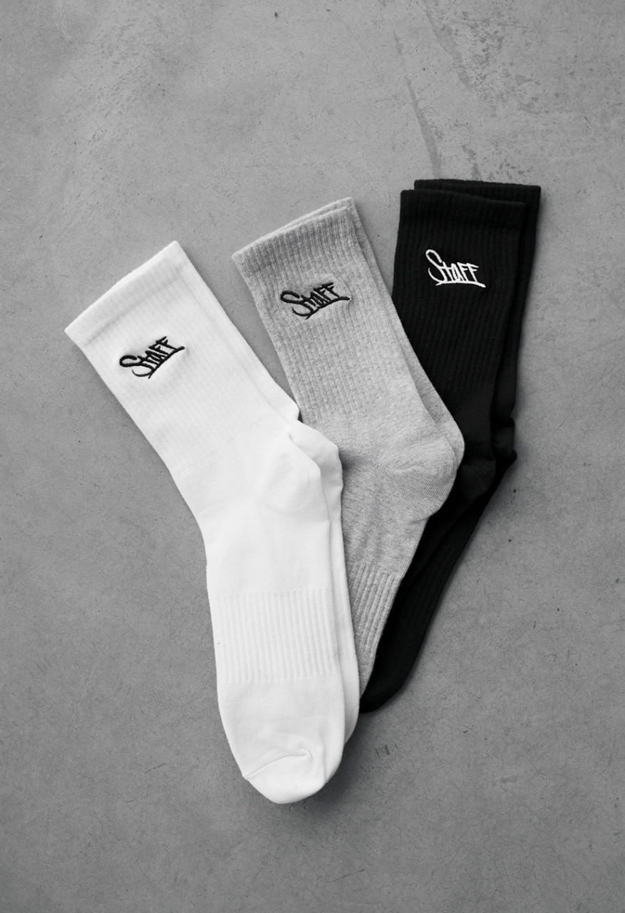 Skarpety Staff white/gray/black logo (3 pary) (r.39-42)