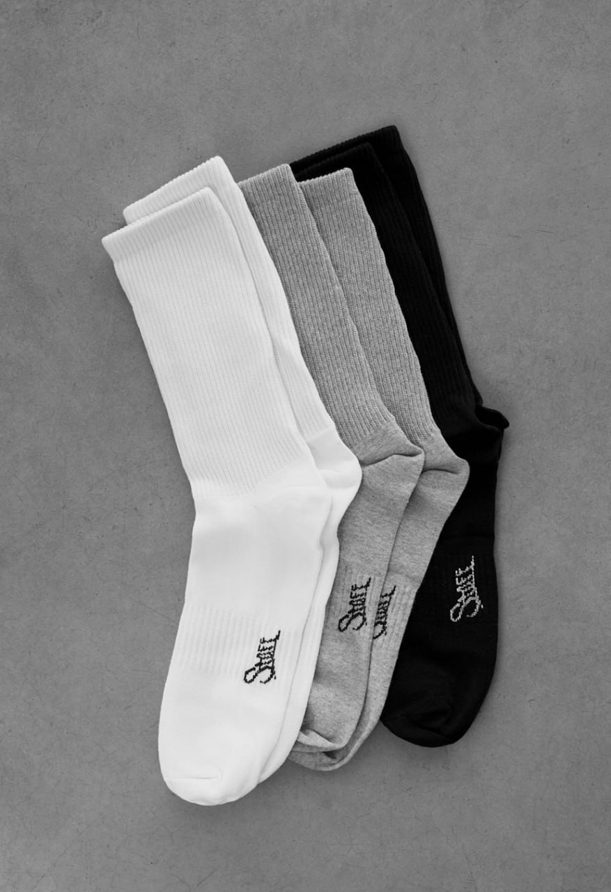 Skarpety Staff gray/white/black logo (3 pary) (r.39-42)