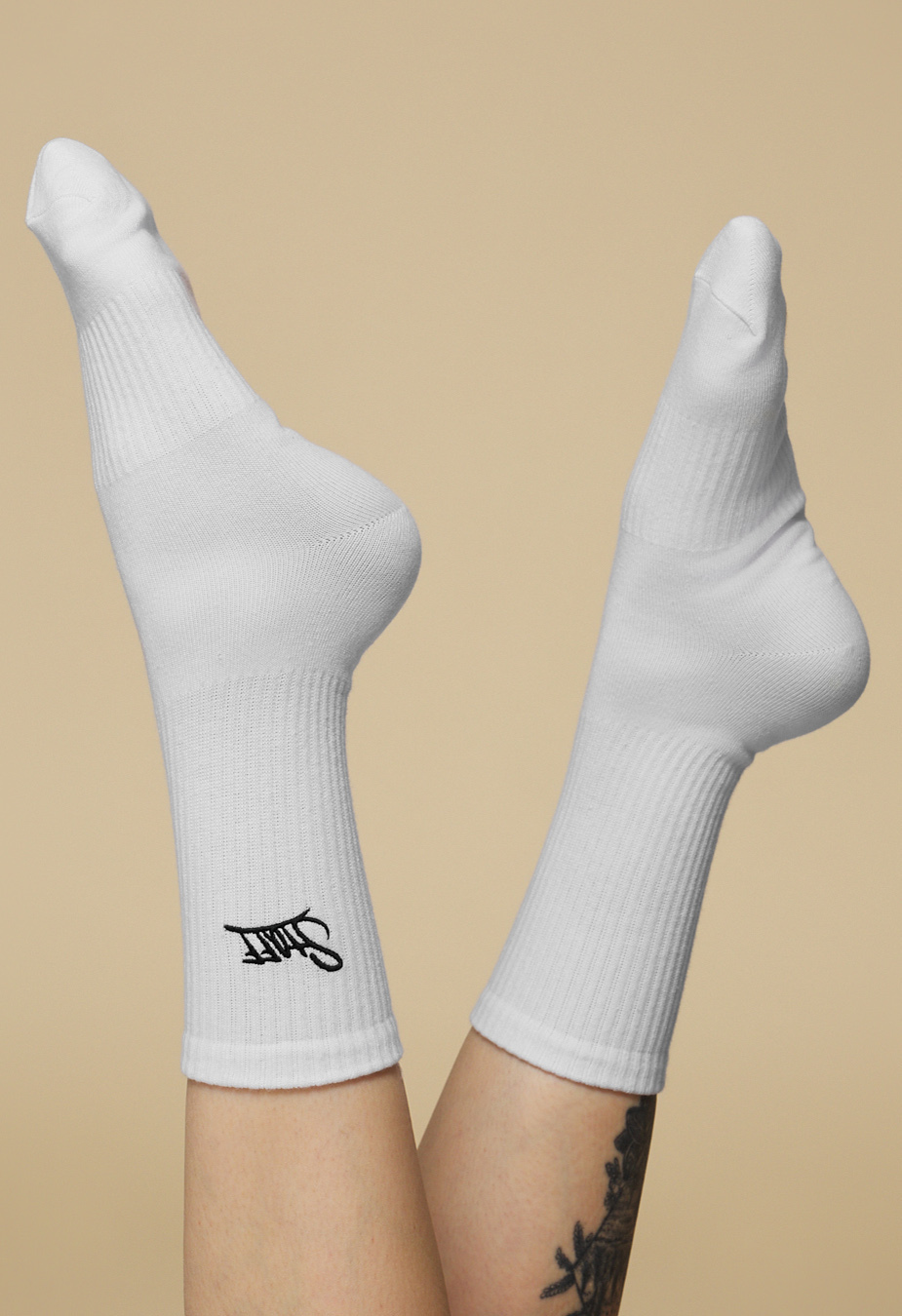 Skarpety Staff white logo (trzy pary) (r.36-38)