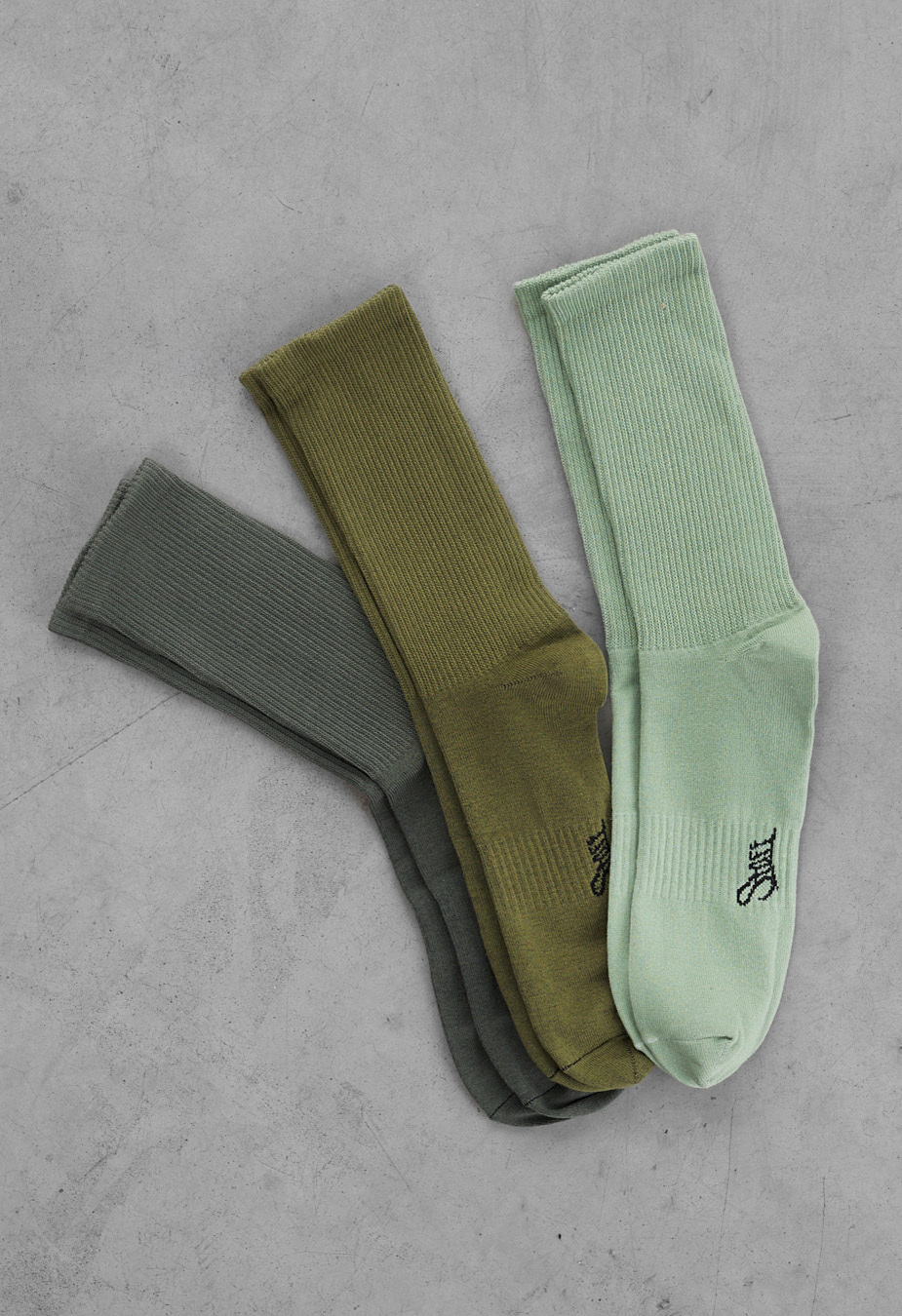 Skarpety Staff green mix logo trzy pary) (r.43-46)