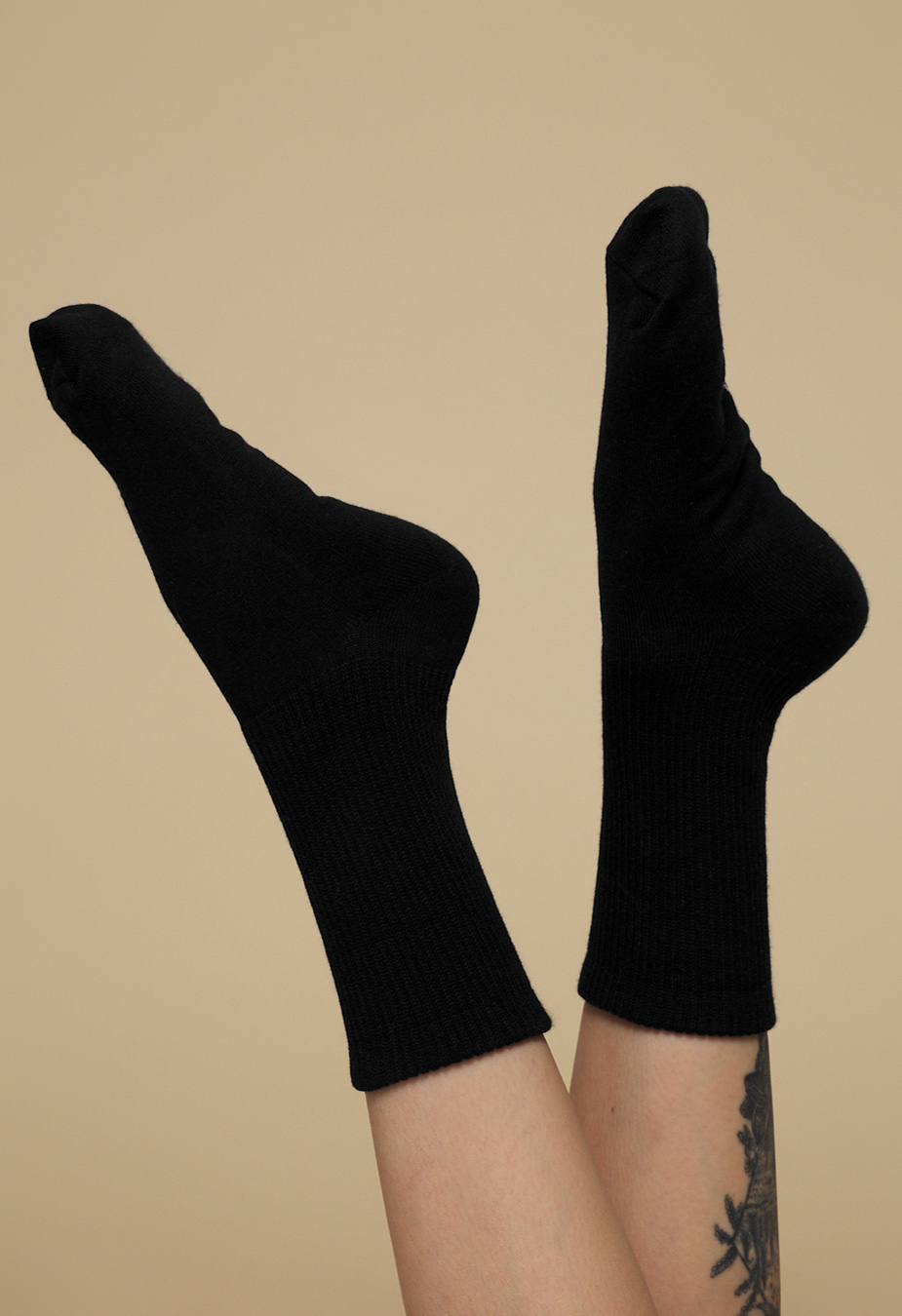 Skarpety Staff light gray/gray/black logo (trzy pary) (r.39-41)