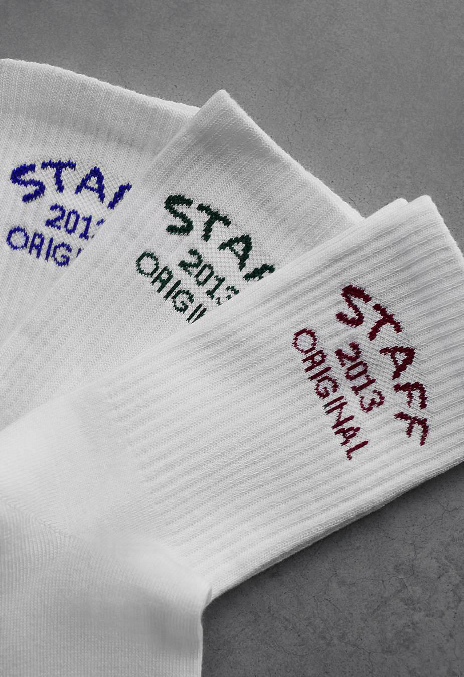Skarpety Staff original white (trzy pary) (r.40-45)