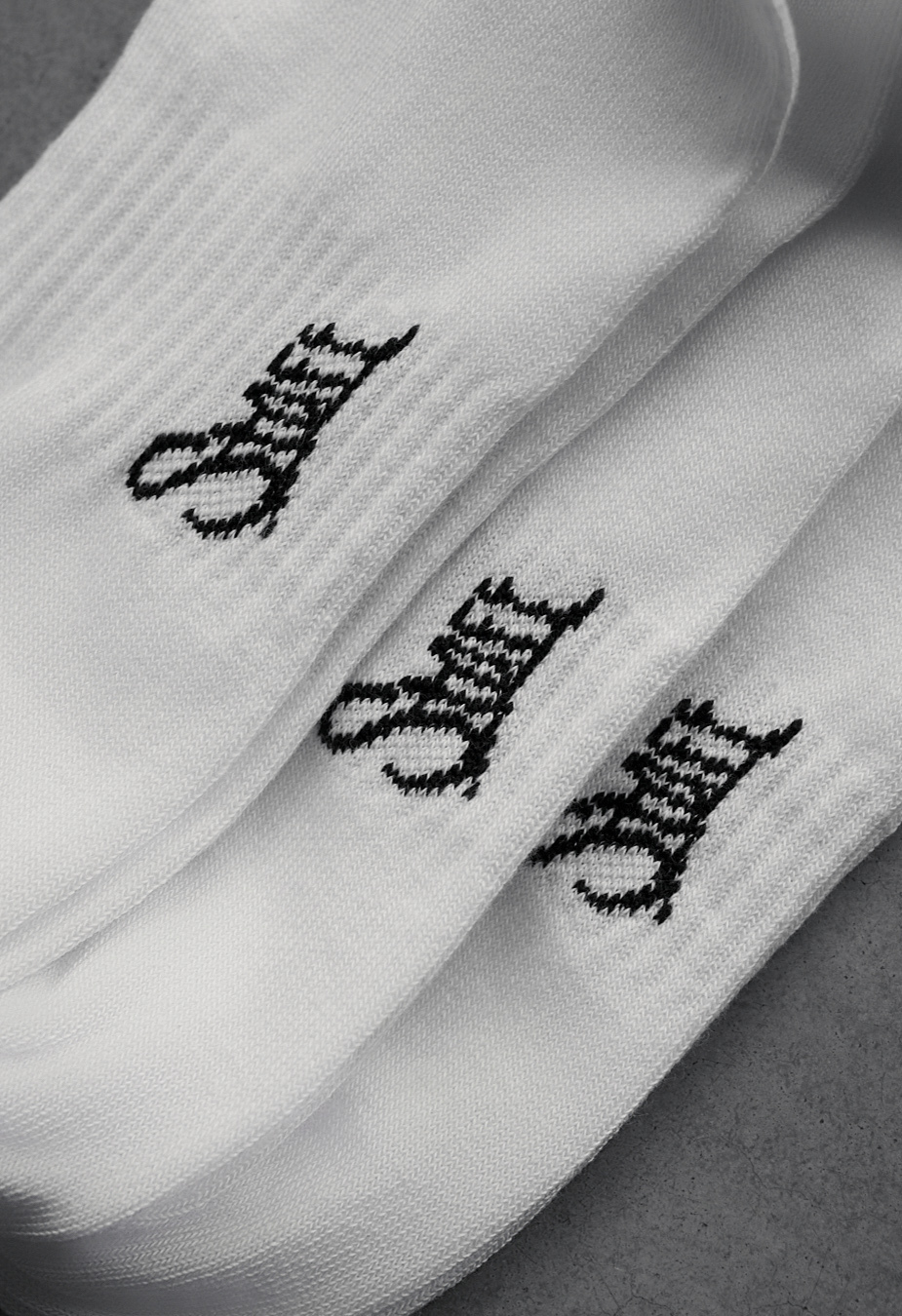 Skarpety Staff white logo (trzy pary) (r.39-41)