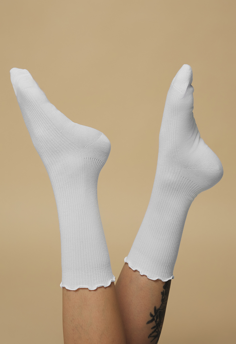 Skarpety Staff white logo (trzy pary) (r.36-40)