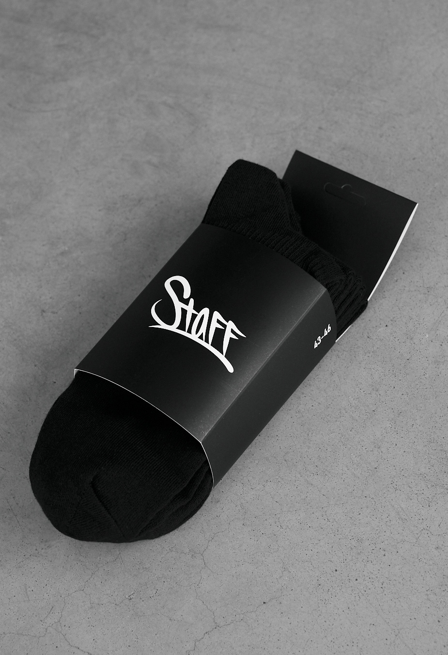 Skarpety Staff black 5 par (r.43-46)
