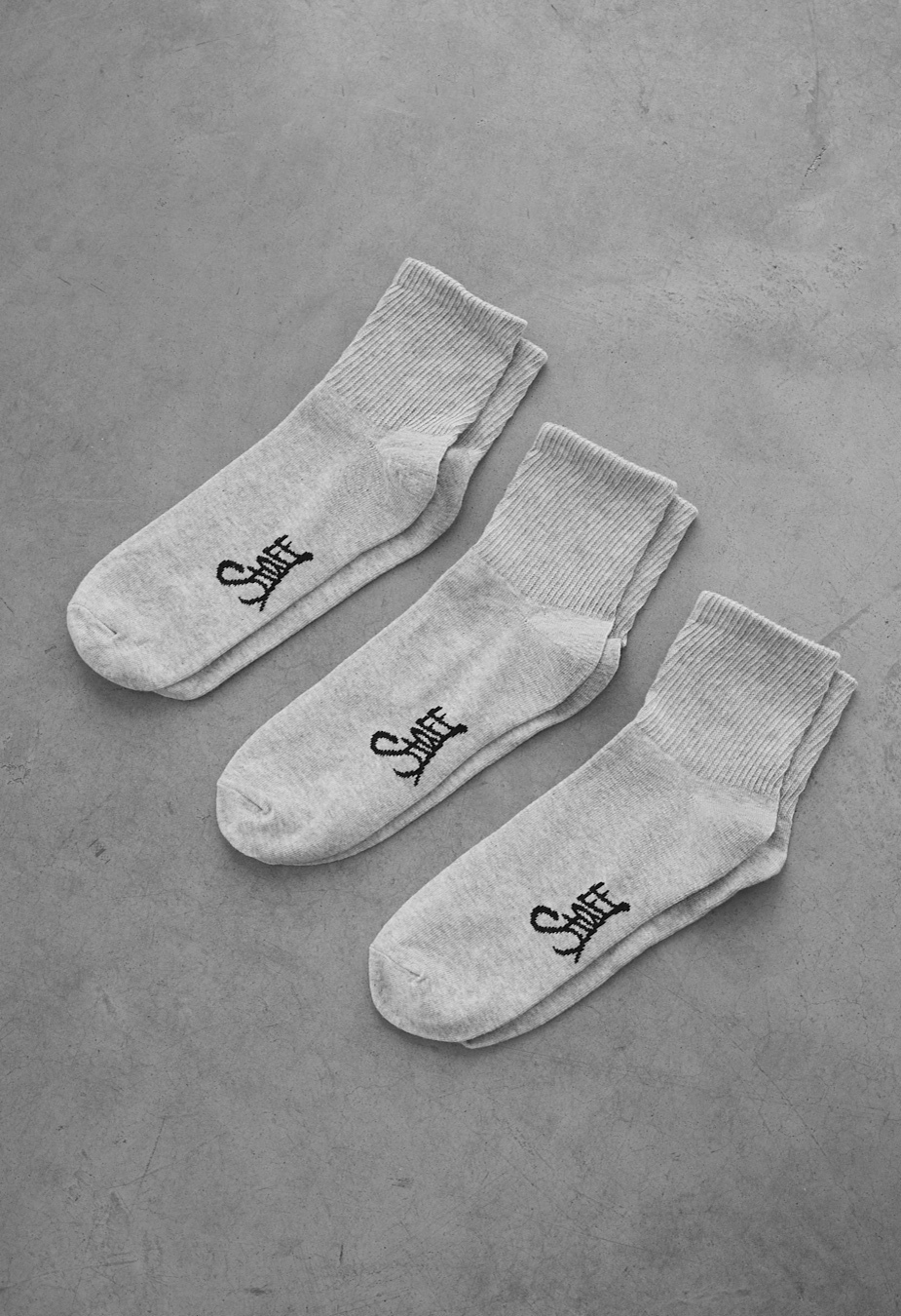 Skarpety Staff light gray logo (3 pary) (r.43-46)